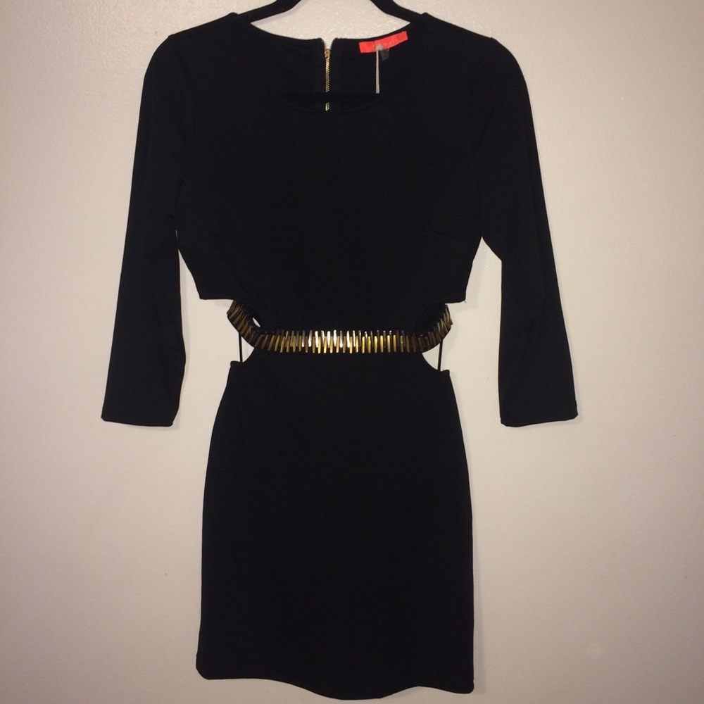 Black dress w/ cutout and gold and silver belt